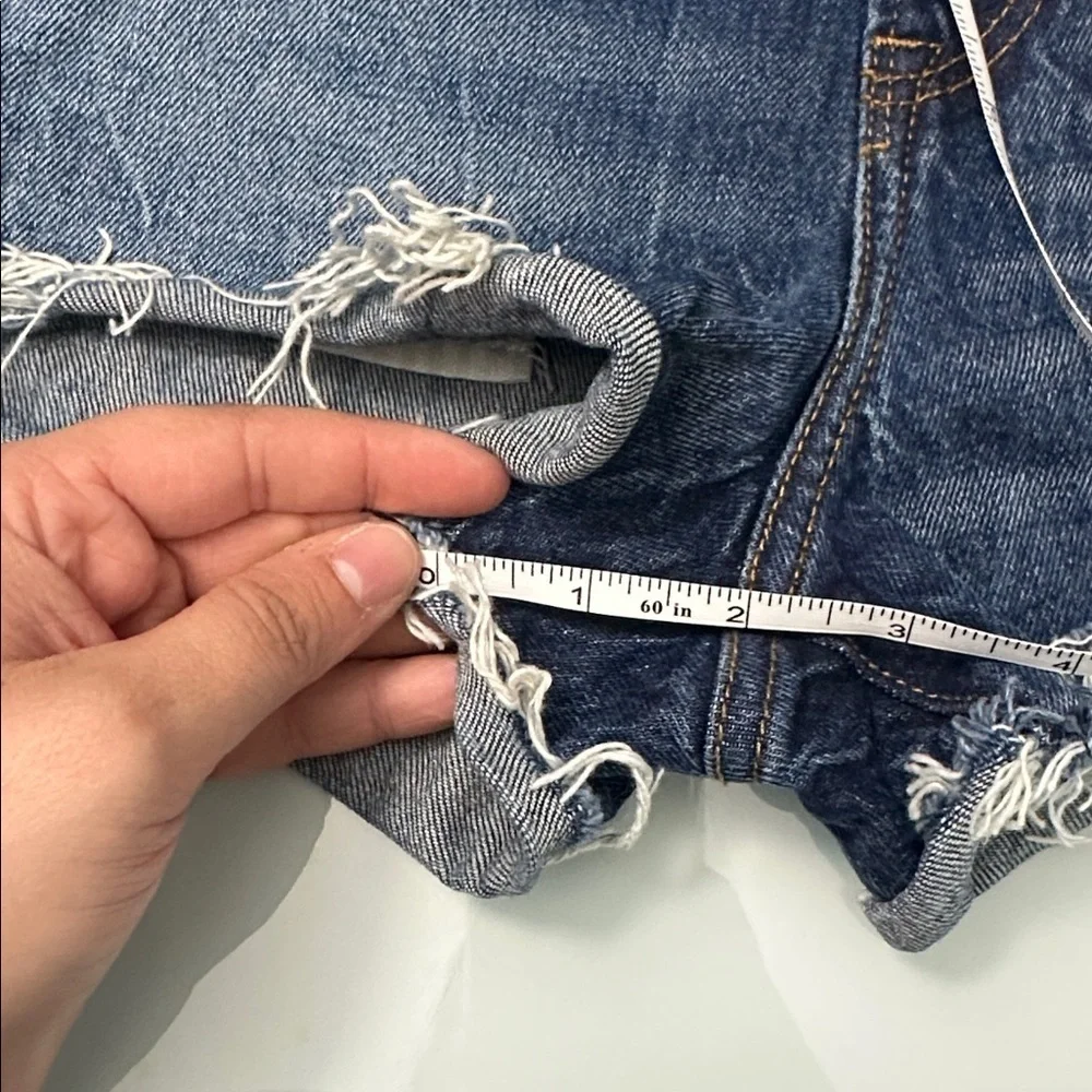 Abercrombie & Fitch High Rise Mom Short